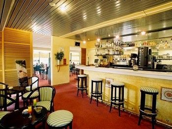 Kyriad Direct - Les Valence Hotel